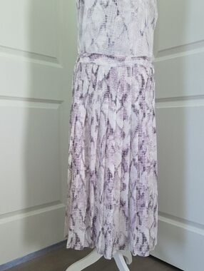 White House Black Market Lavender and White Pleated Midi Skirt